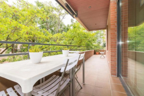  Apartment Guell  Барселона